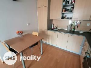 Pronájem bytu 2+kk, Brno, V Újezdech, 62 m2