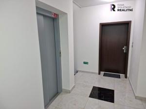 Pronájem bytu 2+kk, Karlovy Vary - Drahovice, Mattoniho nábřeží, 66 m2