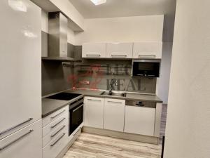 Pronájem bytu 1+kk, Uherské Hradiště, Obchodní, 30 m2