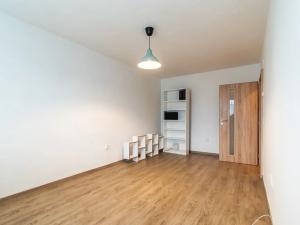 Pronájem bytu 1+kk, Praha - Záběhlice, Svojšovická, 30 m2