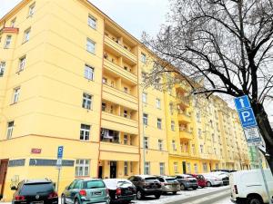 Pronájem bytu 2+kk, Praha - Žižkov, Žerotínova, 51 m2