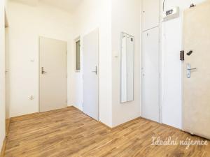 Pronájem bytu 2+kk, Praha - Holešovice, Jankovcova, 52 m2