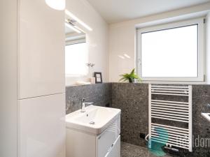 Pronájem bytu 2+kk, České Budějovice - České Budějovice 3, 55 m2