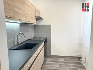 Pronájem bytu 2+1, Kutná Hora - Hlouška, Puškinská, 47 m2