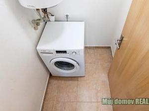 Pronájem bytu 2+kk, Praha - Libeň, Světova, 62 m2