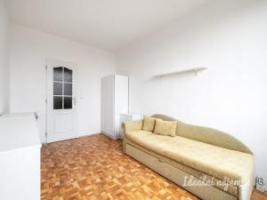 Pronájem bytu 2+kk, Praha - Kobylisy, Štíbrova, 43 m2