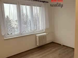 Pronájem bytu 2+1, Karlovy Vary - Stará Role, Závodu míru, 68 m2