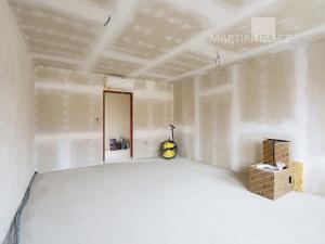 Pronájem komerčního pozemku, Kořenice - Pučery, 11302 m2