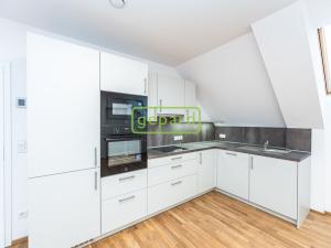 Prodej bytu 2+kk, Velké Přílepy, Pražská, 60 m2