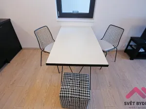 Pronájem bytu 1+kk, Praha - Karlín, U Mlýnského kanálu, 38 m2