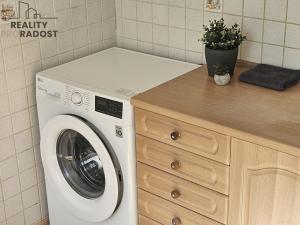 Prodej bytu 3+1, Teplice, Hlávkova, 55 m2