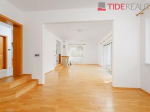Pronájem vily, Průhonice, Jetelová, 290 m2