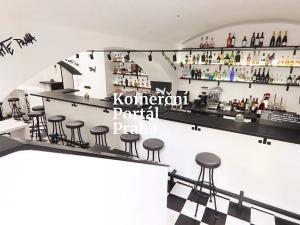 Pronájem restaurace, Praha - Nové Město, Na Zderaze, 95 m2