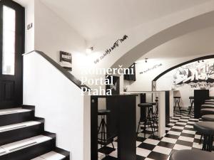 Pronájem restaurace, Praha - Nové Město, Na Zderaze, 95 m2