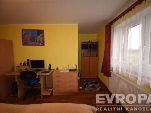 Prodej rodinného domu, Veltruby, Polní, 120 m2