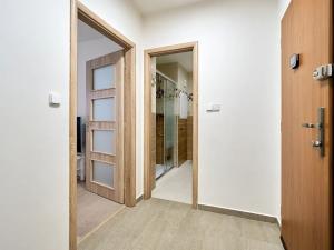 Prodej bytu 1+kk, Praha - Krč, Bernolákova, 38 m2