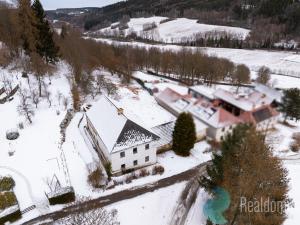 Prodej zemědělské usedlosti, Chroboly - Lučenice, 200 m2