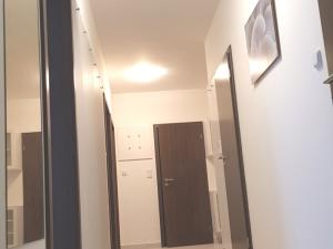 Pronájem bytu 4+kk, Praha - Štěrboholy, Kryšpínova, 104 m2