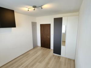 Pronájem bytu 4+kk, Praha - Štěrboholy, Kryšpínova, 104 m2