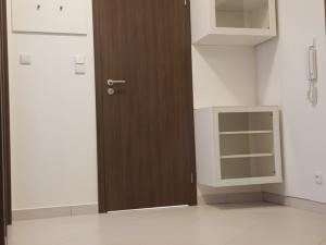 Pronájem bytu 4+kk, Praha - Štěrboholy, Kryšpínova, 104 m2