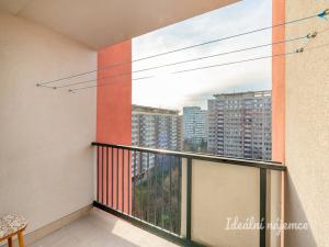 Pronájem bytu 3+1, Praha - Kobylisy, Rajmonova, 67 m2