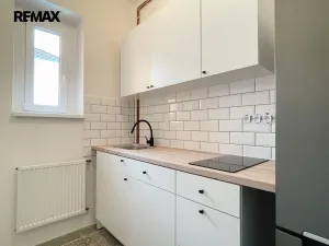 Pronájem kanceláře, Lety, 100 m2