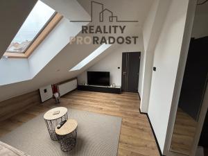 Prodej apartmánu, Andělská Hora, 660 m2