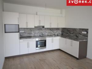 Pronájem bytu 2+kk, Zlín - Malenovice, třída Svobody, 64 m2