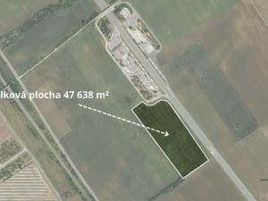 Prodej komerčního pozemku, Břeclav - Ladná, 46715 m2