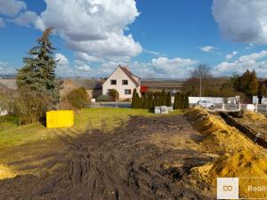 Prodej pozemku pro bydlení, Luštěnice, 859 m2
