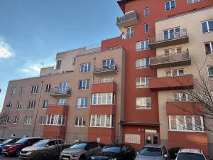 Pronájem bytu 1+kk, Praha - Záběhlice, Velenovského, 30 m2