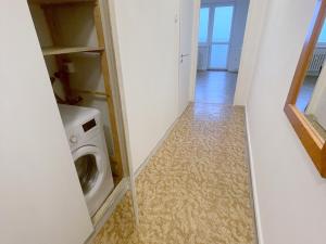 Pronájem bytu 3+kk, Praha - Břevnov, Na klášterním, 70 m2