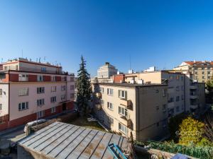 Pronájem bytu 1+kk, Praha - Podolí, Pravá, 27 m2