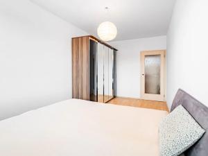 Prodej bytu 2+kk, Praha - Hostavice, U Hostavického potoka, 43 m2