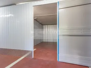 Pronájem skladu, Praha - Vysočany, Pešlova, 2 m2
