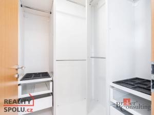 Pronájem bytu 2+kk, Pardubice - Cihelna, Stromová, 62 m2