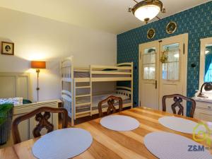 Prodej vícegeneračního domu, Jáchymov, Palackého, 160 m2