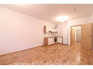 Pronájem bytu 2+kk, Brno, Ořechovská, 60 m2