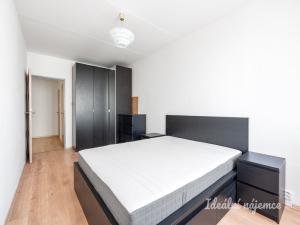 Pronájem bytu 3+kk, Praha - Hloubětín, Slévačská, 69 m2