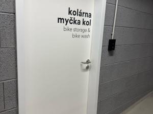 Pronájem bytu 4+kk, Praha - Modřany, Kolmanova, 113 m2