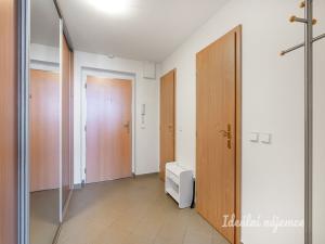 Pronájem bytu 1+kk, Praha - Stodůlky, Petržílkova, 51 m2