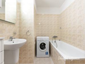 Pronájem bytu 1+kk, Praha - Stodůlky, Petržílkova, 51 m2
