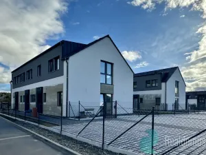 Prodej bytu 4+kk, Vráto, Na Pěšině, 96 m2