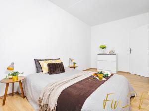 Pronájem bytu 2+kk, Praha - Hloubětín, Rochovská, 42 m2