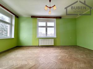 Prodej bytu 3+1, Tachov, Tovární, 82 m2