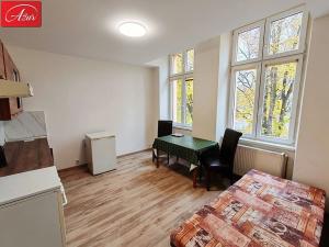 Prodej bytu 2+1, Teplice, U Hadích lázní, 52 m2