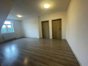 Prodej bytu 3+kk, Milovice, Slepá, 76 m2