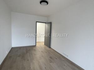 Pronájem bytu 2+kk, České Budějovice, Branišovská, 52 m2