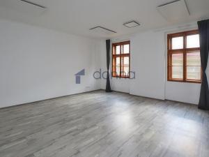 Pronájem bytu 1+kk, Praha - Nové Město, Navrátilova, 51 m2