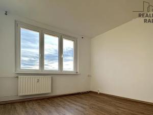 Prodej bytu 1+1, Chomutov, Zadní Vinohrady, 36 m2